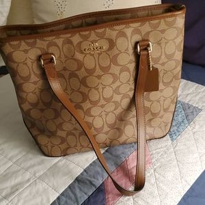 Coach signature tote